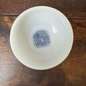 Currier & Ives Milk Glass Bowl Mar-Crest Kids on a Fence Gate Scene 1970s 1960s‎